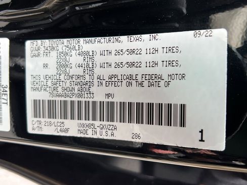 Used 2023 Toyota Sequoia Capstone AWD/4WD image 29