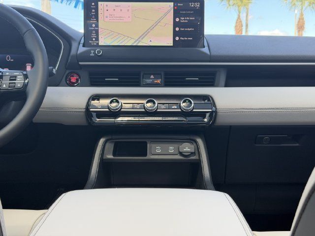 New 2026 Honda Pilot Touring image 15