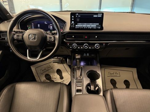 Used 2022 Honda Civic Sport Touring image 9