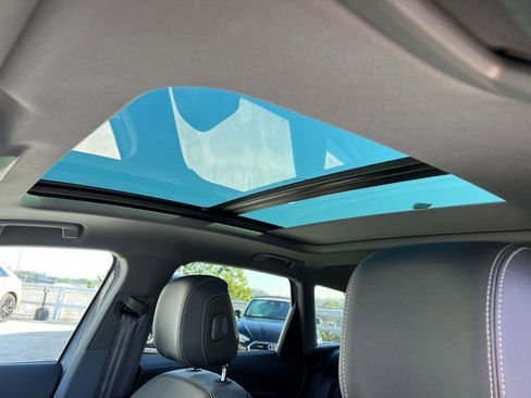 Used 2024 Audi Q4 e-tron Premium Plus image 34