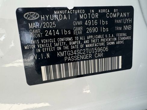 Used 2026 Genesis G70 2.5T Prestige image 21