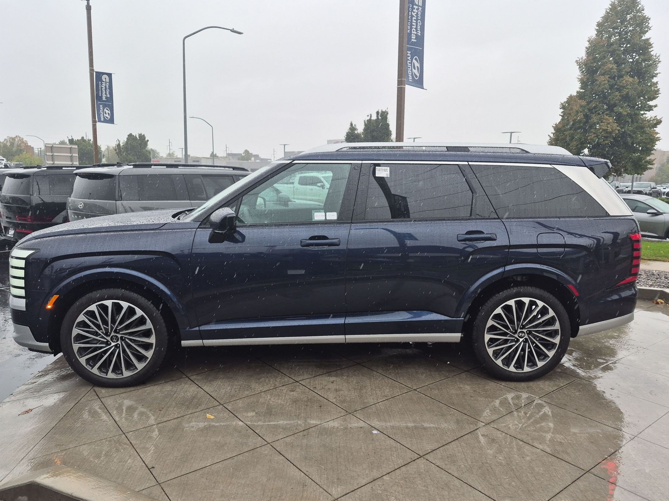 Certified 2026 Hyundai Palisade Calligraphy AWD/4WD image 9