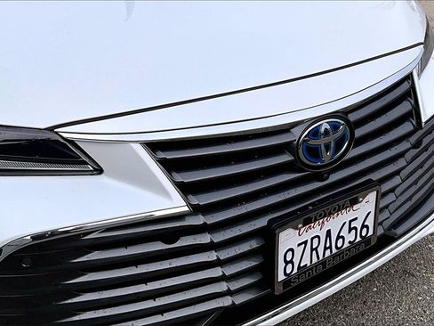 Certified 2022 Toyota Avalon Limited image 33
