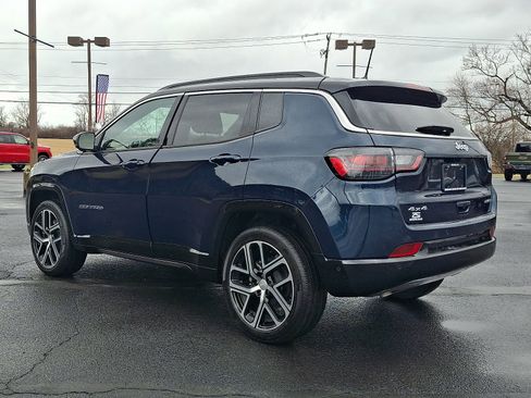 Used 2024 Jeep Compass Limited w/ Elite Group image 6