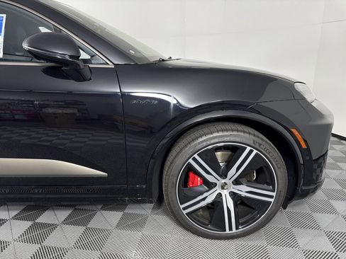 Used 2025 Porsche Macan Turbo Electric image 12
