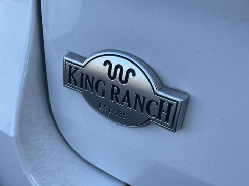 Used 2022 Ford Explorer King Ranch w/ Class IV Trailer Tow Package AWD/4WD image 10