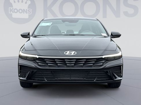 New 2026 Hyundai Elantra SE FWD image 11
