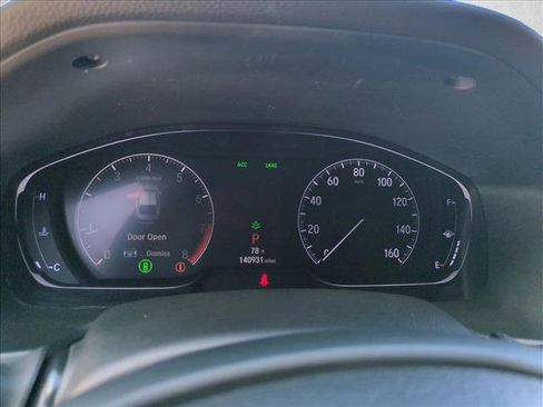 Used 2018 Honda Accord Touring image 11