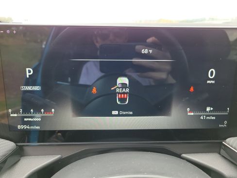 Used 2025 Nissan Kicks SR w/ Illumination Package image 15