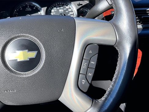 Used 2012 Chevrolet Suburban LS w/ Convenience Package 1 image 16