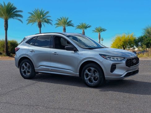 Certified 2024 Ford Escape ST-Line image 7