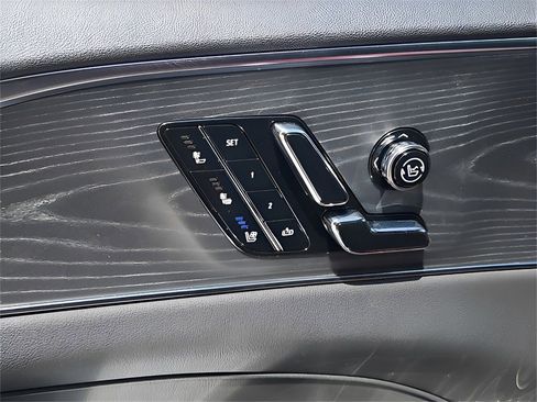 New 2025 Cadillac Lyriq Sport image 27