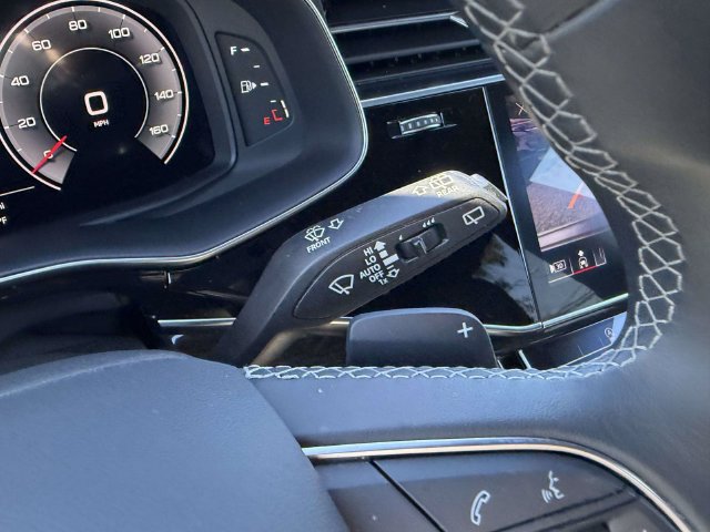 Used 2023 Audi Q8 Premium w/ Convenience Package AWD/4WD image 27