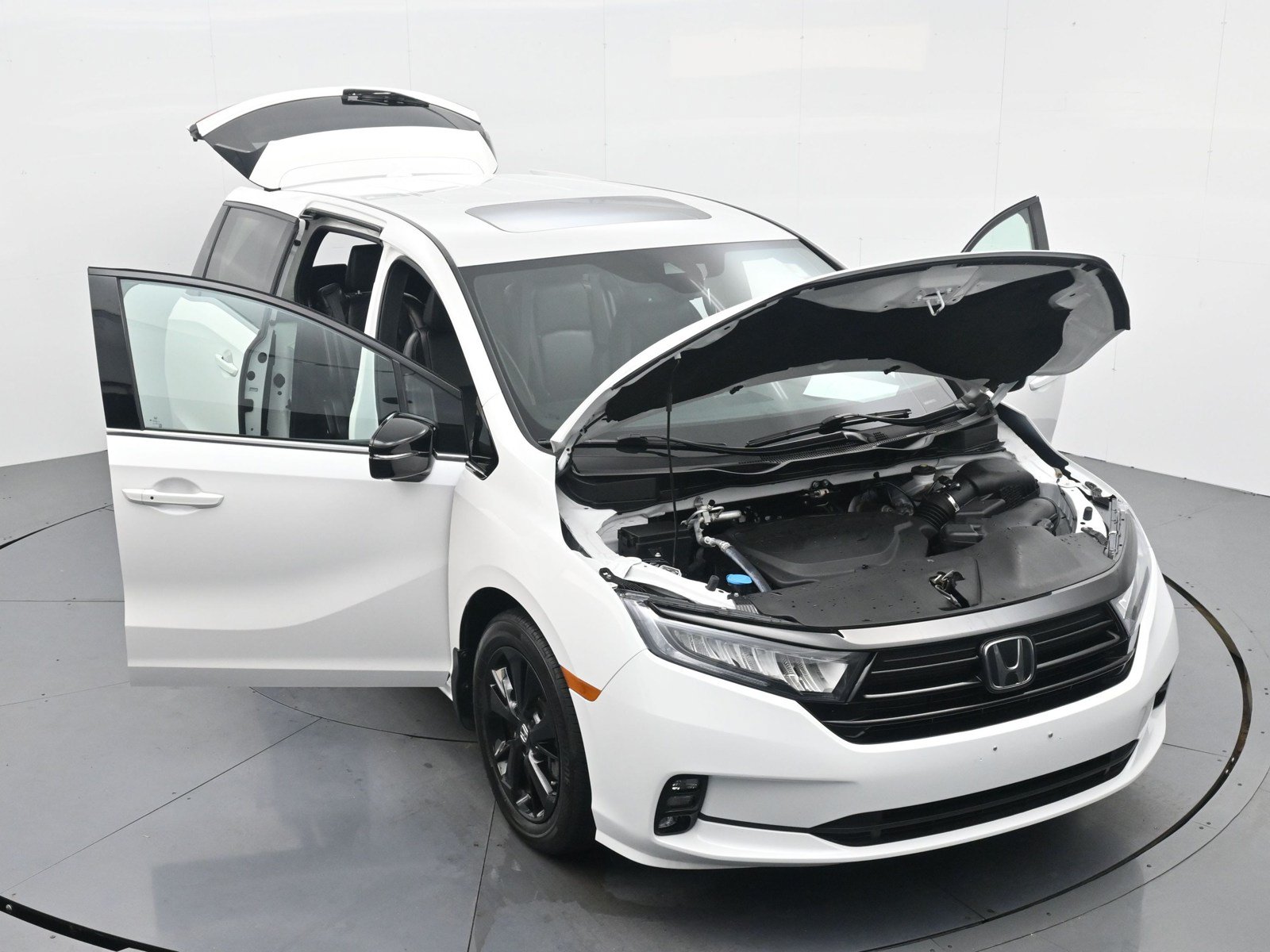 Used 2024 Honda Odyssey Sport image 33