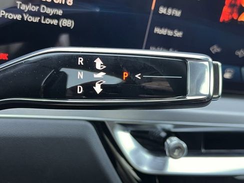 New 2026 Cadillac Lyriq Sport image 17