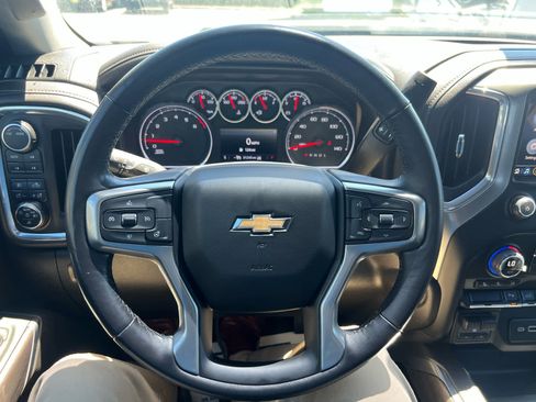Used 2022 Chevrolet Silverado 2500 LTZ w/ LTZ Plus Package AWD/4WD image 16