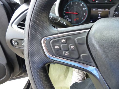 Used 2020 Chevrolet Malibu LS FWD image 22