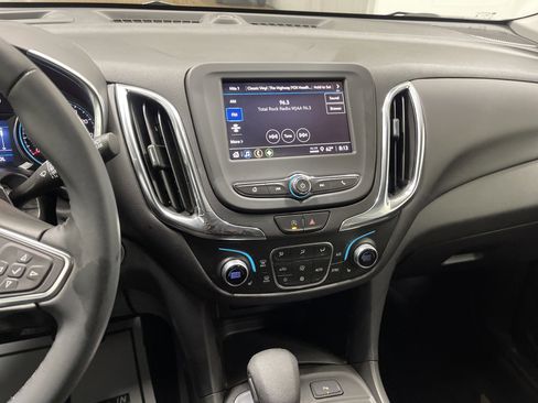 Used 2024 Chevrolet Equinox LT w/ LPO, Floor Liner Package image 29