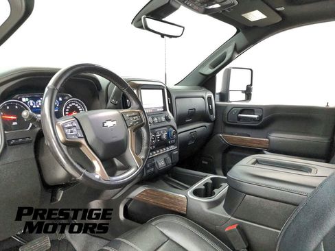 Used 2022 Chevrolet Silverado 3500 High Country w/ Z71 Off-Road Package image 17