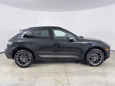 Certified 2026 Porsche Macan Turbo AWD/4WD image 8