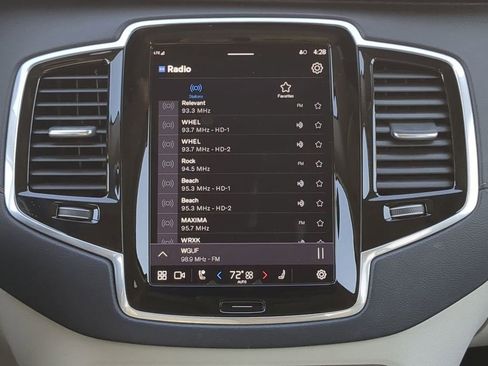 Used 2024 Volvo XC90 B6 Ultimate image 19