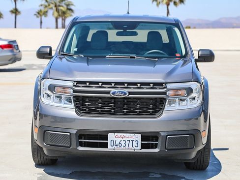 Used 2023 Ford Maverick XLT FWD image 2