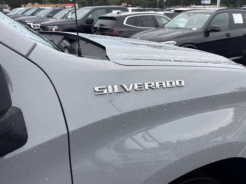 Used 2025 Chevrolet Silverado 1500 RST AWD/4WD image 11