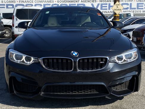 Used 2017 BMW M4 Convertible image 3