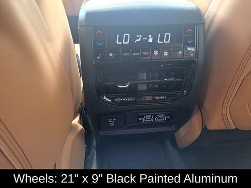 Certified 2025 Jeep Grand Cherokee L Summit AWD/4WD image 32