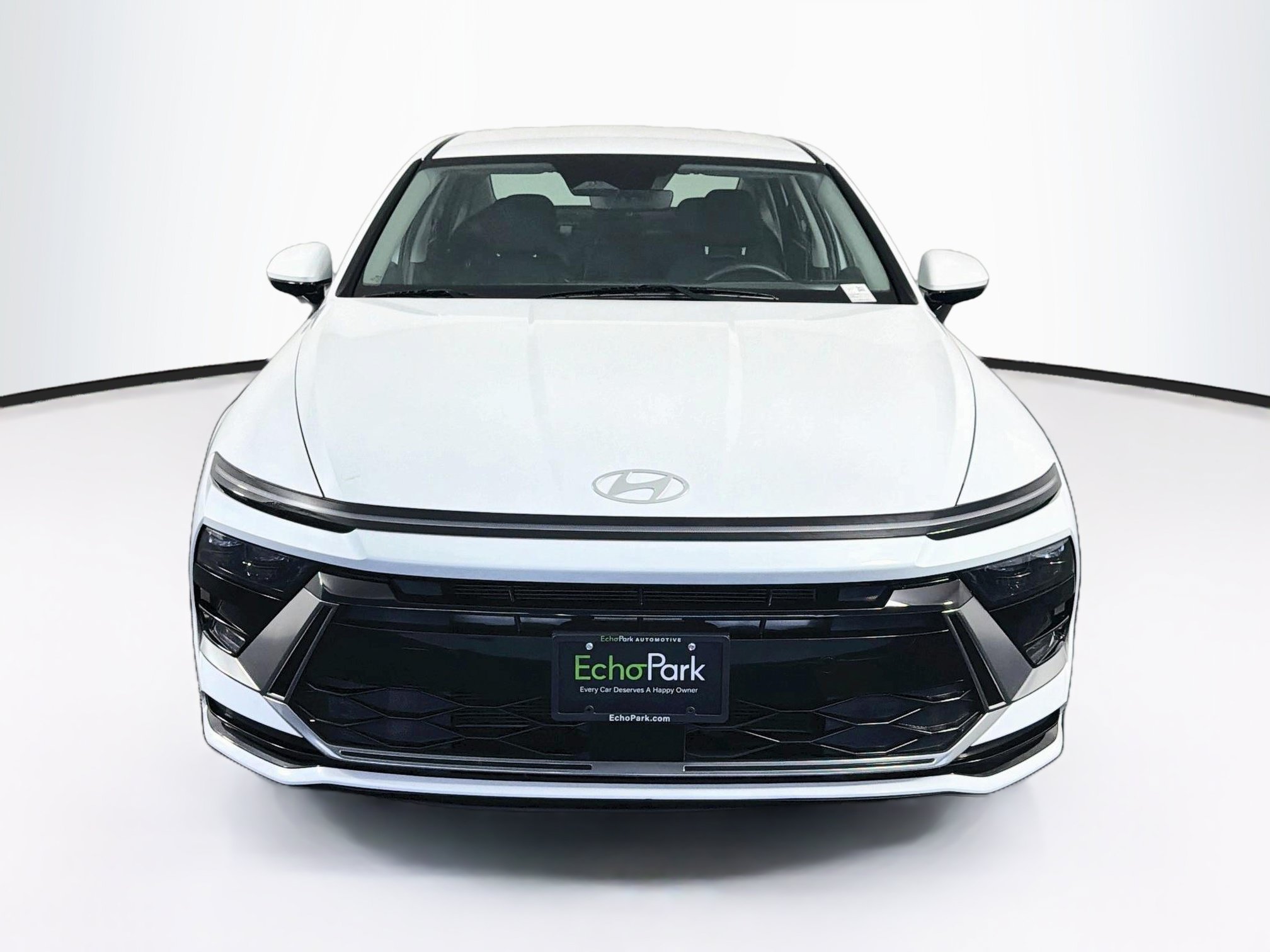Used 2025 Hyundai Sonata SEL FWD image 2