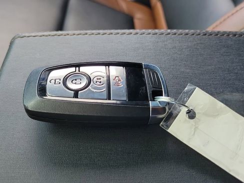 Used 2024 Ford Bronco Outer Banks image 35