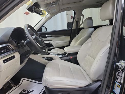 Certified 2022 Kia Telluride SX w/ SX Prestige Package image 7