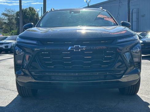 Used 2025 Chevrolet Trax ACTIV w/ Driver Confidence Package image 3