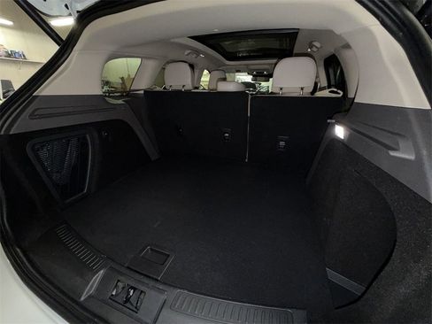 Used 2024 Lincoln Corsair Grand Touring image 22