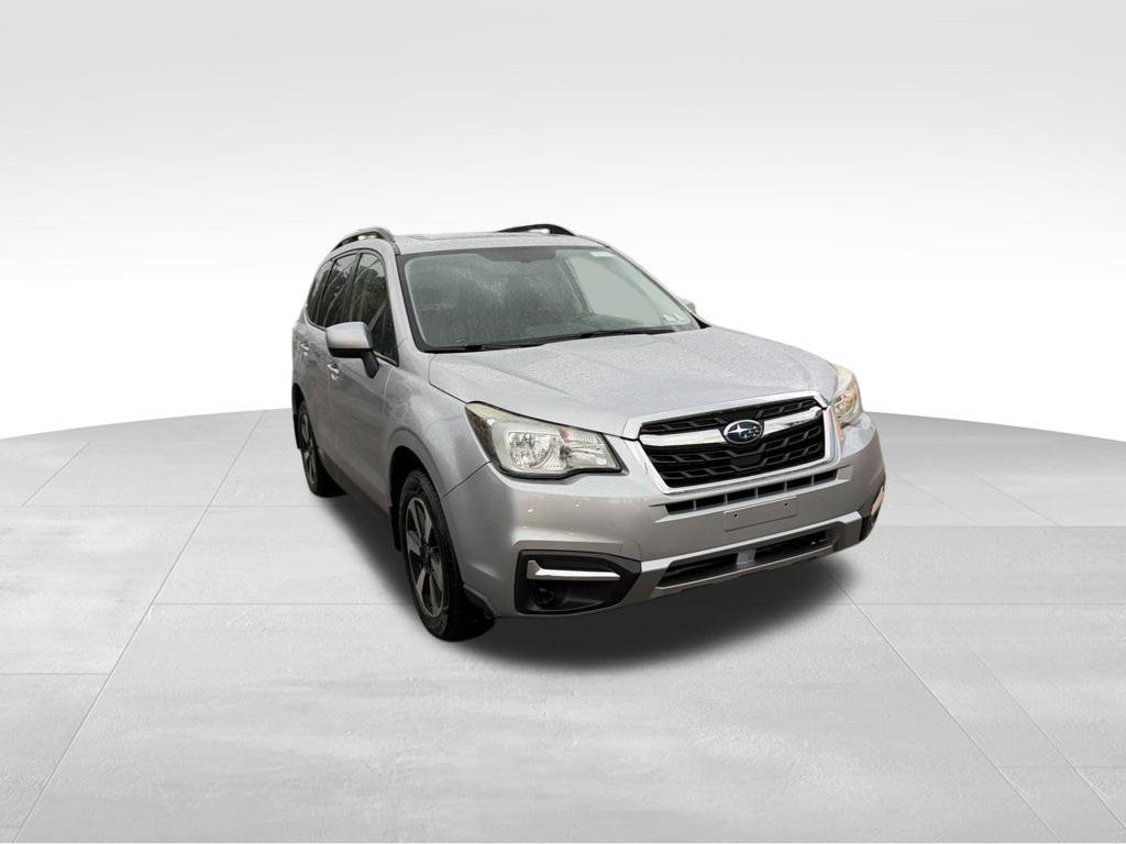 Used 2017 Subaru Forester 2.5i Premium w/ All-Weather Package AWD/4WD image 4