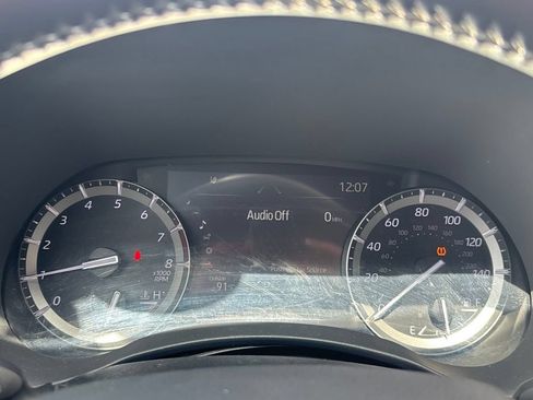 Used 2021 Toyota Highlander XSE FWD image 24