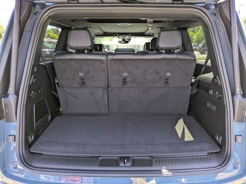 New 2026 Jeep Grand Wagoneer Limited AWD/4WD image 13