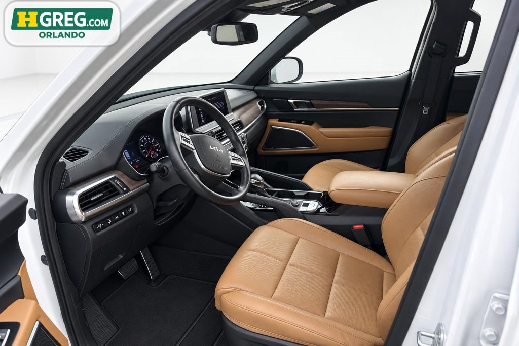 Used 2022 Kia Telluride SX w/ Towing Package FWD image 6