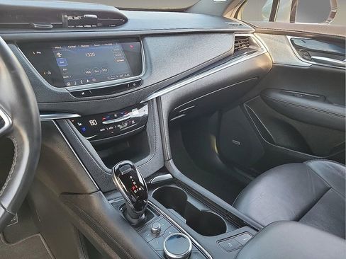 Used 2024 Cadillac XT5 Premium Luxury image 20