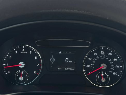 Used 2016 Kia Sorento AWD image 32