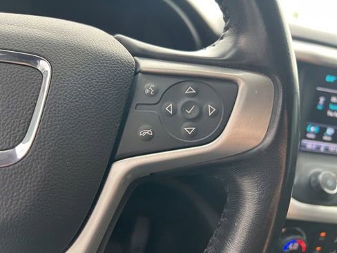 Used 2018 GMC Acadia SLT FWD image 15