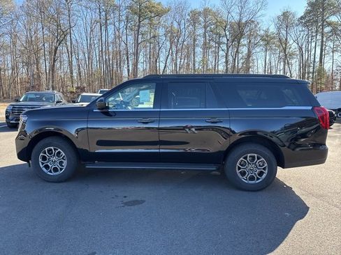 New 2025 Ford Expedition Max Active image 2
