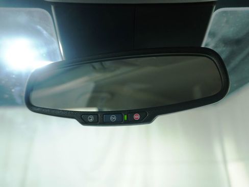 Used 2019 Chevrolet Trax LT w/ LT Convenience Package image 19