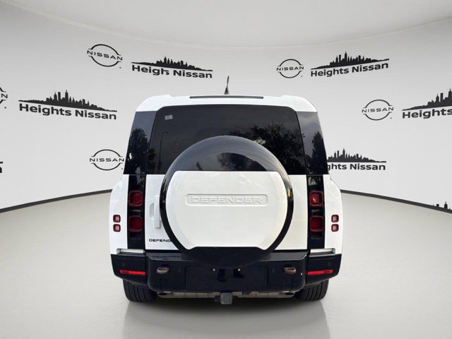 Used 2024 Land Rover Defender 130 X-Dynamic SE AWD/4WD image 6
