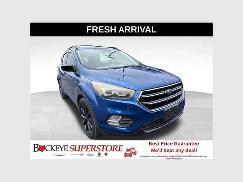 Used 2017 Ford Escape SE w/ SE Sport Appearance Package AWD/4WD image 1