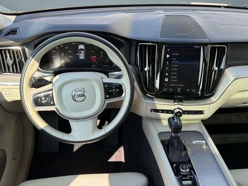 Used 2019 Volvo XC60 T5 Inscription w/ Protection Package FWD image 29