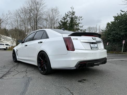 Used 2018 Cadillac CTS V w/ Carbon Fiber Package image 6