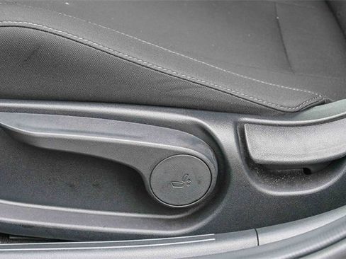 Certified 2025 Hyundai Elantra Blue image 22