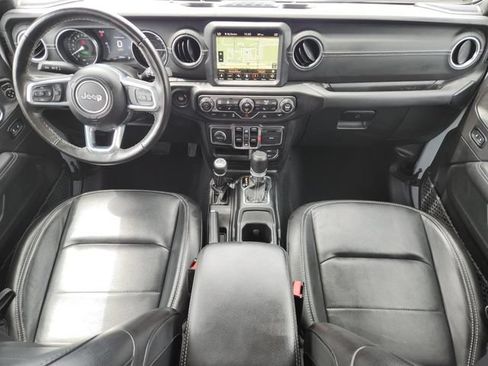Used 2023 Jeep Wrangler Unlimited Sahara w/ Cold Weather Group AWD/4WD image 24