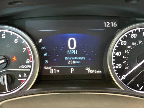 Used 2022 Toyota Camry LE AWD/4WD image 23